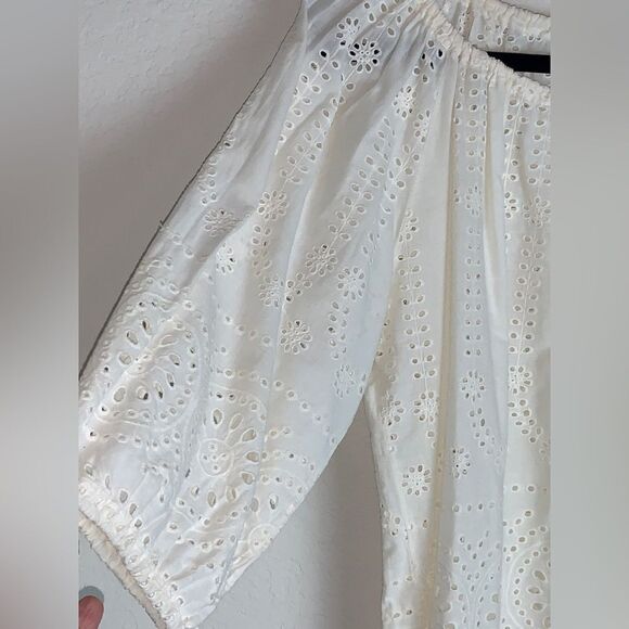 Scarlet Roos: A romantic babydoll-style blouse featuring Broderie Anglais - Picture 6 of 8